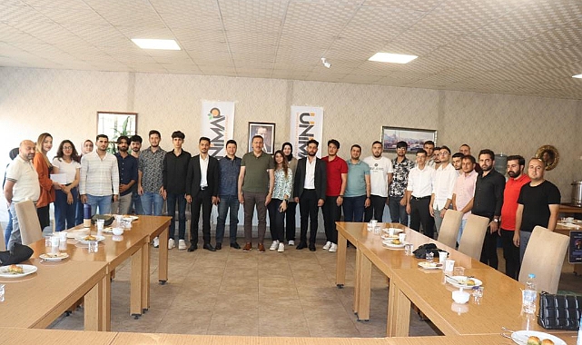Tüfenkci Gençlerle Bir Araya Geldi