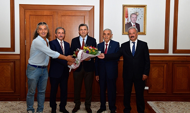 Ahi Heyeti Vali Hulusi Şahin’i Ziyaret Etti