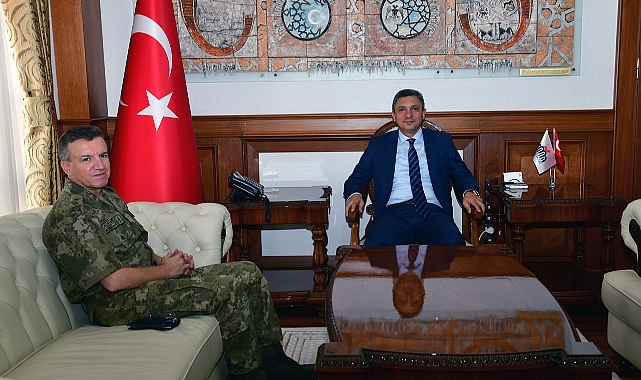 Tümgeneral Altuğ Vali Şahin'i Makamında Ziyaret Etti
