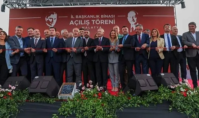 “Türkiye’yi Kavga Etmeden, Barış İçinde, Huzur İçinde Aydınlığa Çıkaracağız”