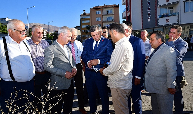 Vali Hulusi Şahin Ali Kapısı Eğitim Yardımlaşma Dayanışma ve Kültür Derneğini Ziyaret etti