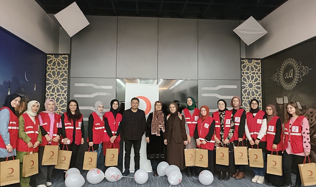Türk Kızılay Yeşilyurt Şubesinde Dünya Gönüllüler Günü kutlaması