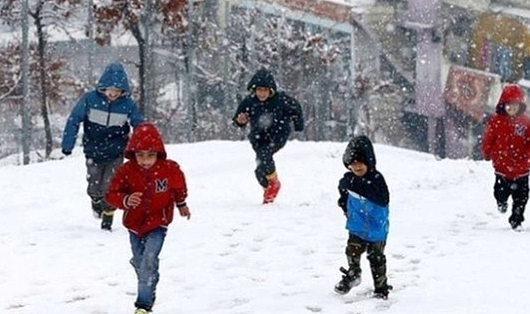 Okullar Tatil Edildi