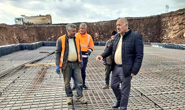 Başkan Zelyurt Kalıcı Konut İnşaatında İncelemelerde Bulundu