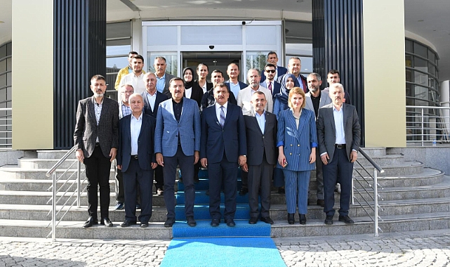 AK Parti Malatya Milletvekilleri Düzenlene Tören İle Mazbatalarını Aldılar
