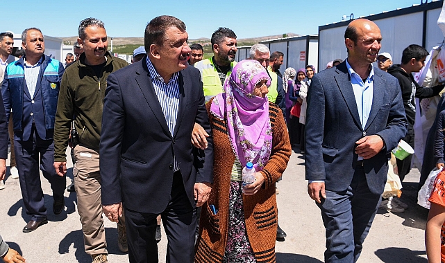 Gürkan, “Depremin Üçüncü Günü Malatya’ya Şehir Plancılarını Getirdik”