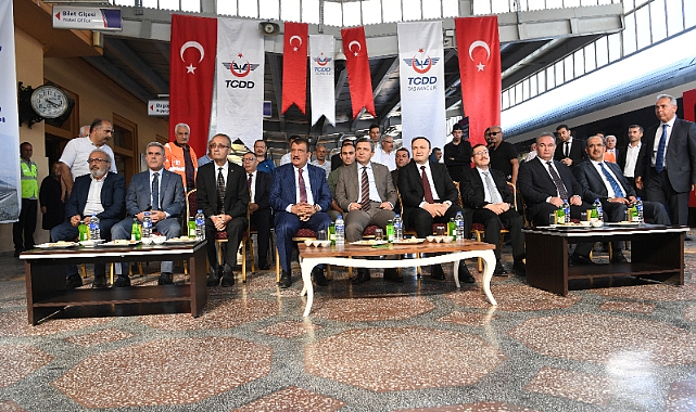 Başkan Gürkan Hızlı Trenin İlk Seferi İçin Düzenlenen Törene Katıldı