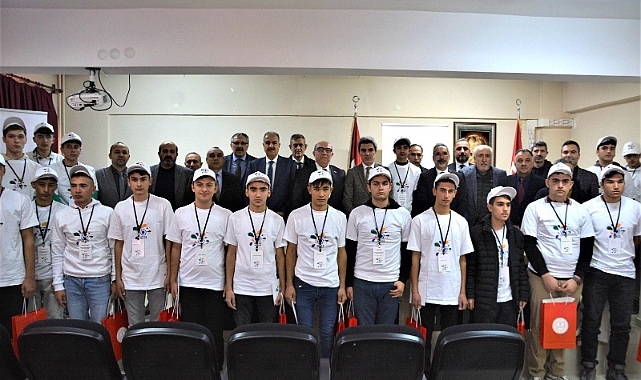 Mesleki Eğitime Yönlendirme ve Başarıyı Ödüllendirme Programı Düzenlendi