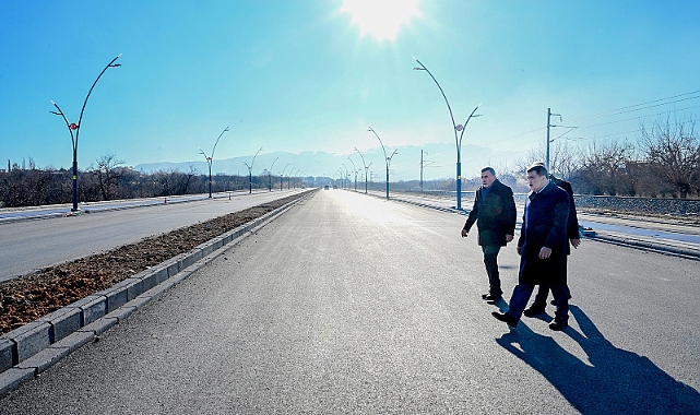 Başkan Gürkan Kuzey Kuşak Yolu Bağlantı Yolunda İncelemelerde Bulundu