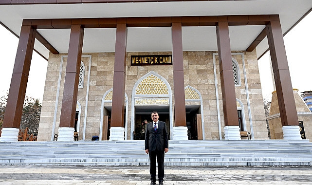 Büyükşehir Belediyesi Mehmetçik Camii’ni Malatya’ya Kazandırdı