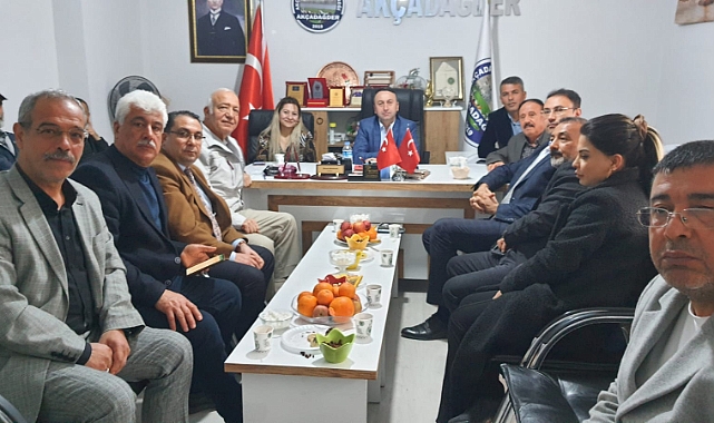 İyi Parti Adayları Akçadağlılar Derneğini Ziyaret Etti