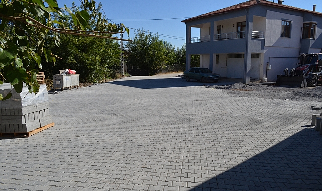 Beydağı Mahallesi ve Cemevi’nde Kilit Taşı Çalışmaları