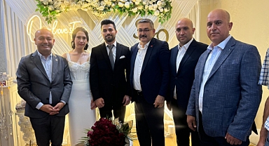 Koç Ve Öztürk Ailelerinin Mutlu Günü