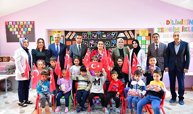 Hanımefendi Selda Yavuz Darende İlçesinde Şehit Aileleri, Gaziler ve Çocuklarla Bir Araya Geldi