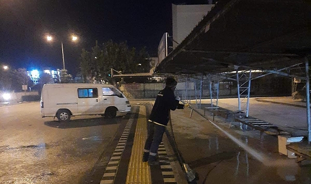 Didim’de Semt Pazarlarında Temizlik Yapıldı