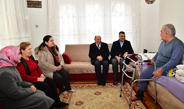 Hanımefendi Selda Yavuz Battalgazi İlçesinde İkamet Eden Aileleri Ziyaret Etti