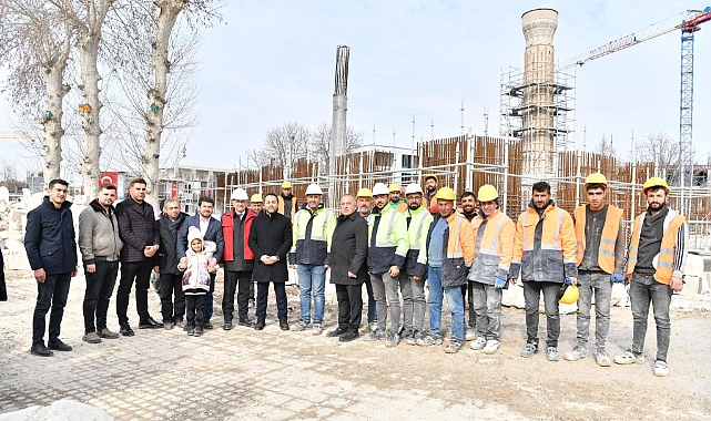 Yeni Camii Önümüzdeki Ramazan'da Açılıyor