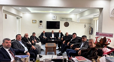 Arapgir Muhtarlar Derneği Yönetiminden Arapgir Belediyesi’ne Ziyaret