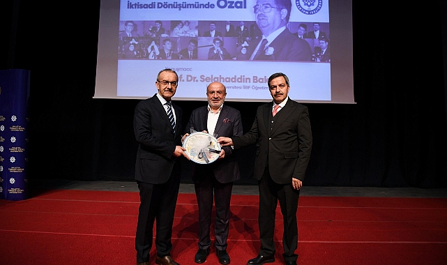 “Türkiye’nin Siyasi ve İktisadi Dönüşümünde Özal” Konferansı Düzenlendi
