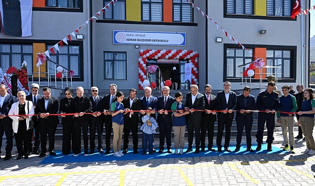 Vali Seddar Yavuz Adnan Başdemir Ortaokulu Açılış Törenine Katıldı