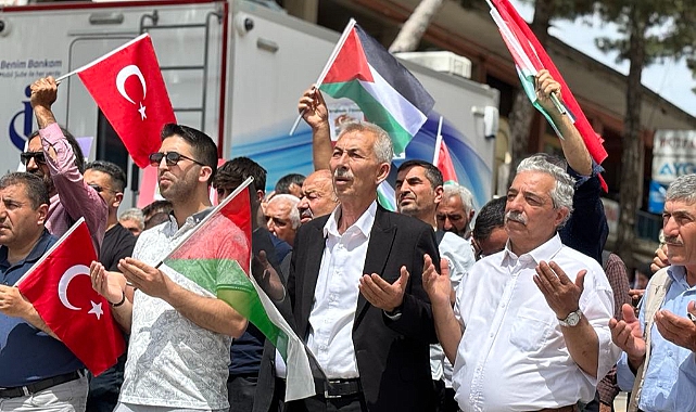 Arapgir'de Gazze Şehitleri İçin Gıyabi Cenaze Namazı Ve Yürüyüş Düzenlendi