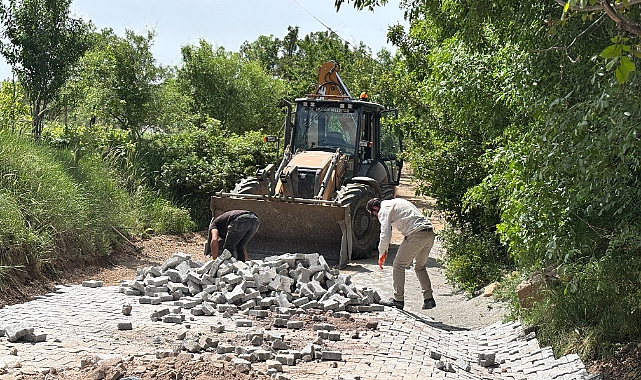 Yukarı Çörenge Mahallesi’nde Kilitli Parke Taşı Çalışması