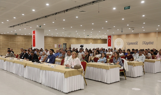 “Yaban Domuzlarının Doğaya, Biyolojik Çeşitliliğe ve Halk Sağlığına Etkileri”
