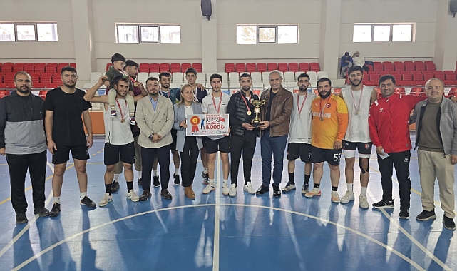 Battalgazi’de 29 Ekim Cumhuriyet Kupası Futsal Turnuvası Tamamlandı