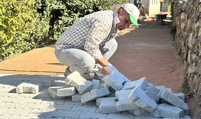 Üç Mahallede Kilitli Parke Taşı Çalışmaları Devam Ediyor