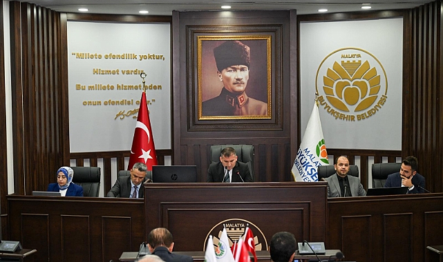 Ayhan “Milletimizin Başı Sağolsun”