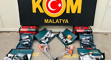 Malatya’da Kaçakçılık Operasyonları: Çok Sayıda Kaçak Ürün Ele Geçirildi, 10 Şüpheliye İşlem Yapıldı