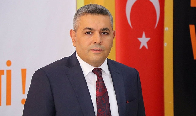 *Sadıkoğlu: “Atatürk, Kalbimizde Şükran Ve Minnetle Yaşamaktadır”*