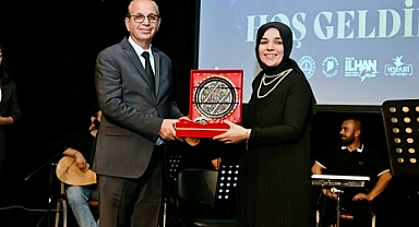 Yeşilyurt’ta “Şiir Ve Müzik Dinletisi” Sanatseverlerden Tam Not Aldı!