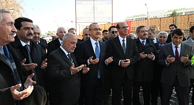 Hacı Mehmet Karagözlü Tefsirli Yatılı Hafızlık Akademisinin Temeli Atıldı