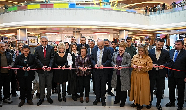 Hasat Sergisi Sanatseverlerle Buluştu