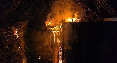 Kerimli Mahallesi'nde Korkutan Yangın Son Anda Söndürüldü