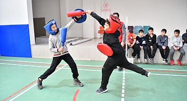 Yeşilyurt Belediyesi’nden ‘Önem’ Projesi Kapsamında Melekbaba’da Gençlik Etkinliği!