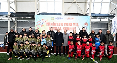 Başkan Er, “Çocukların Coşkusuna Ortak Oldu”