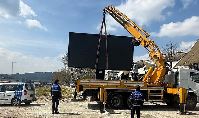 Açık Hava Reklamlarına Sıkı Denetim