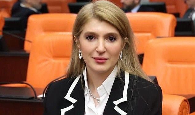 Ak Parti Malatya Milletvekili İnanç Siraç Kara Ölmeztoprak’ın Bayram Mesajı