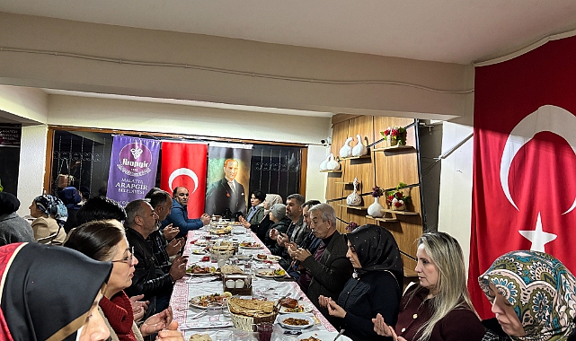 Arapgir Belediyesi’nden Mahalle Muhtarlarına İftar Buluşması
