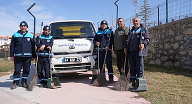 Battalgazi’de Derme Deresi Çevresinde Temizlik Ve Yıkama Çalışması