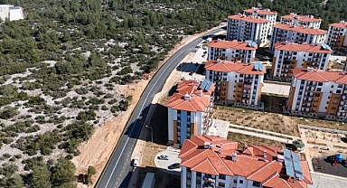 Büyükşehir Akçaova TOKİ’de Yol Sorununu Çözdü