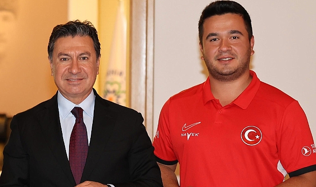 Halk Oylaması ile Emircan Haney Dünya’da “Yılın Okçusu”