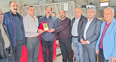 Yangın Küllerinden Doğan Dürüstlük: Örnek Esnafa Teşekkür Plaketi