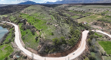 “Büyükşehir Belediyesi Ekipleri Olumsuz Hava Şartlarına Rağmen Çalışıyor”