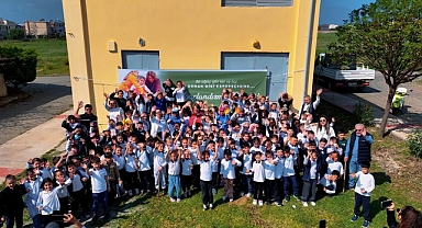 Didim Belediyesi Ağaç Dikme Etkinliği İle Öğrencilere Çevre Bilinci Kazandırıyor