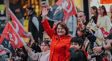 Didim’de 23 Nisan Coşkusu Kente Yayıldı