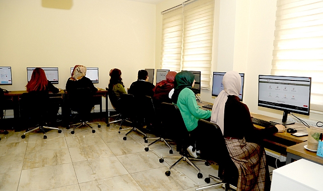 Gaziantep’te Gençlere Küresel Teknoloji Eğitimi