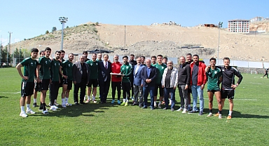 Keskin’den Malatya Yeşilyurt Spor’a Ziyaret: 